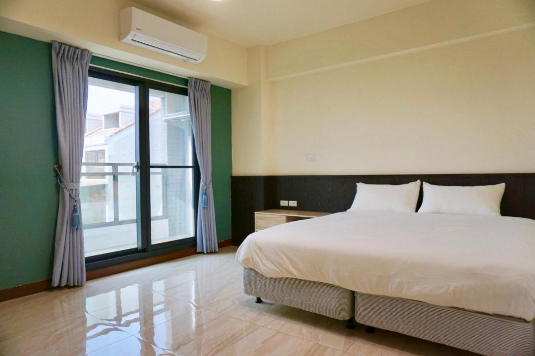 Ｏn The Road Bed & Breakfast Donggang Luaran gambar