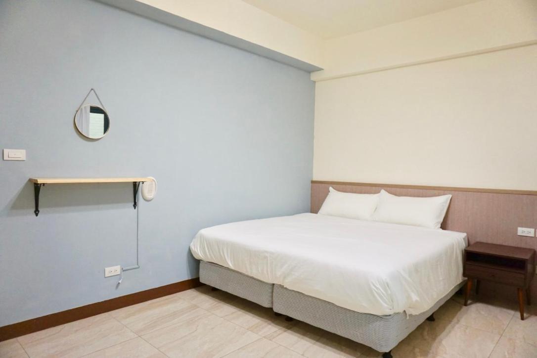 Ｏn The Road Bed & Breakfast Donggang Luaran gambar